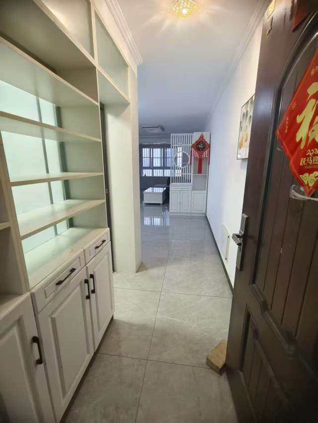 汉宁府 汉润府 汉华府 翰林世家三室一厅1000